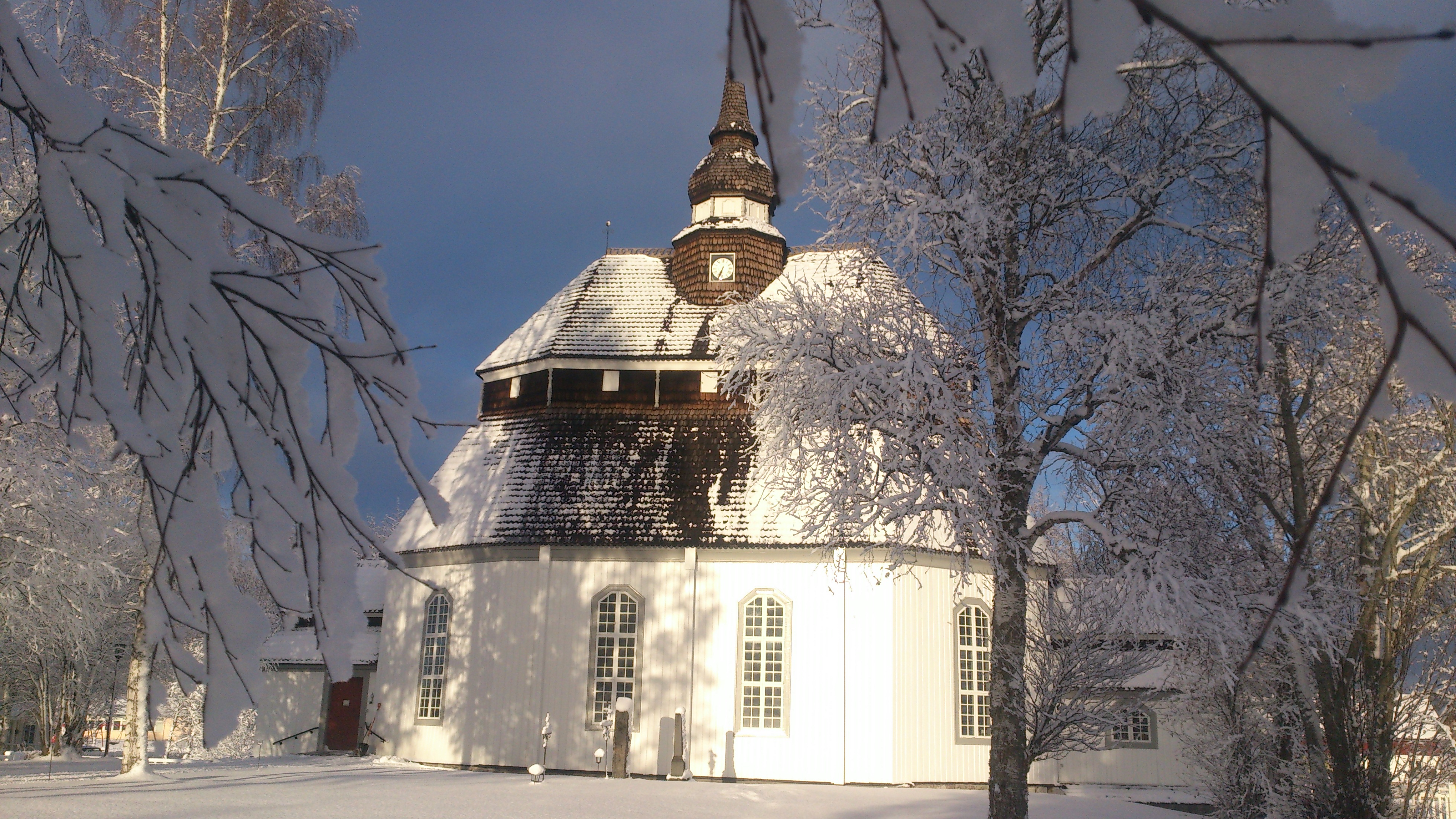 Vemdalens kyrka vinter