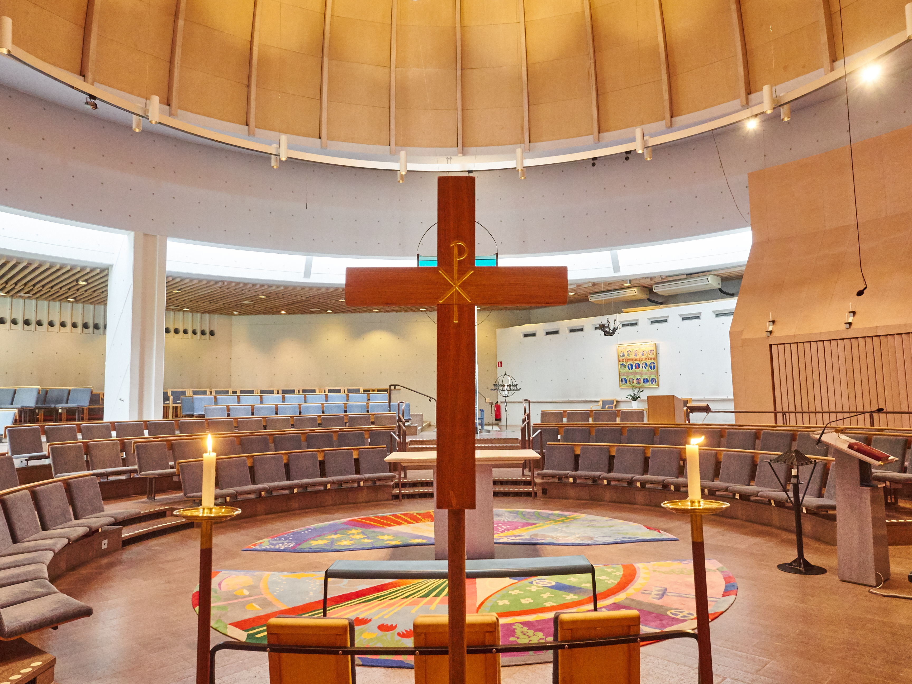 Interiörbild Mariakyrkan.