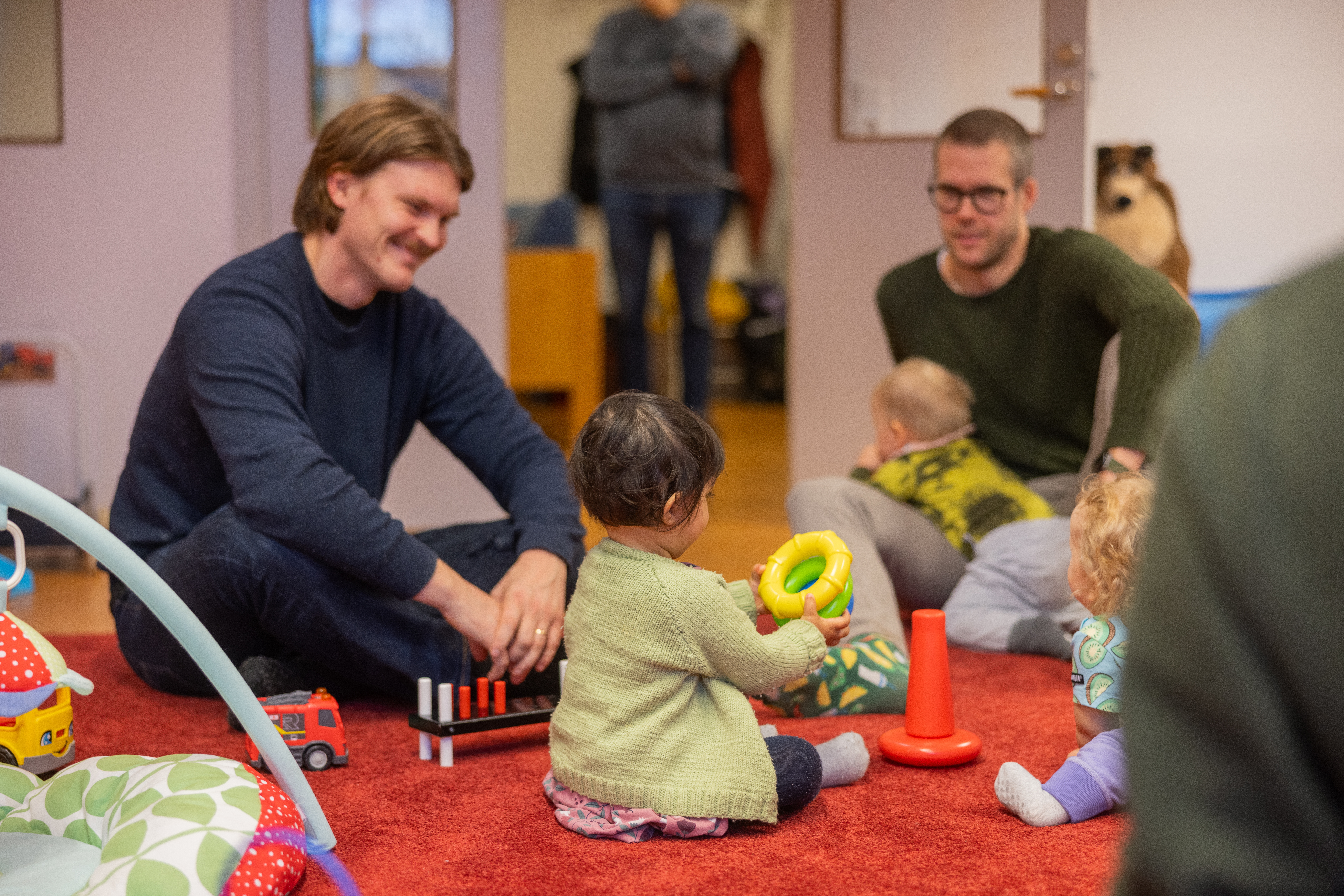 Öppen förskola med barn och föräldrar