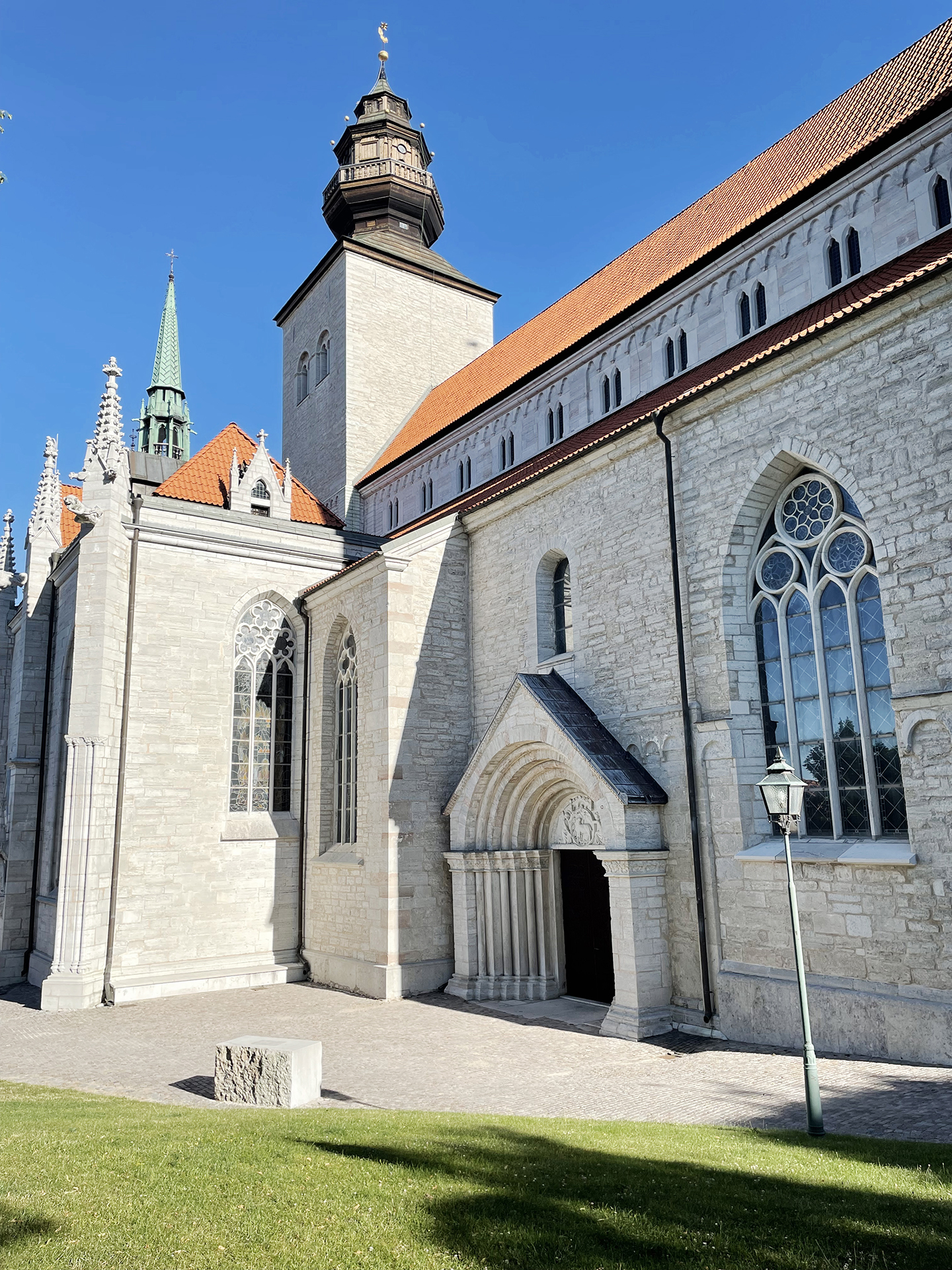 Domkyrkan exteriör