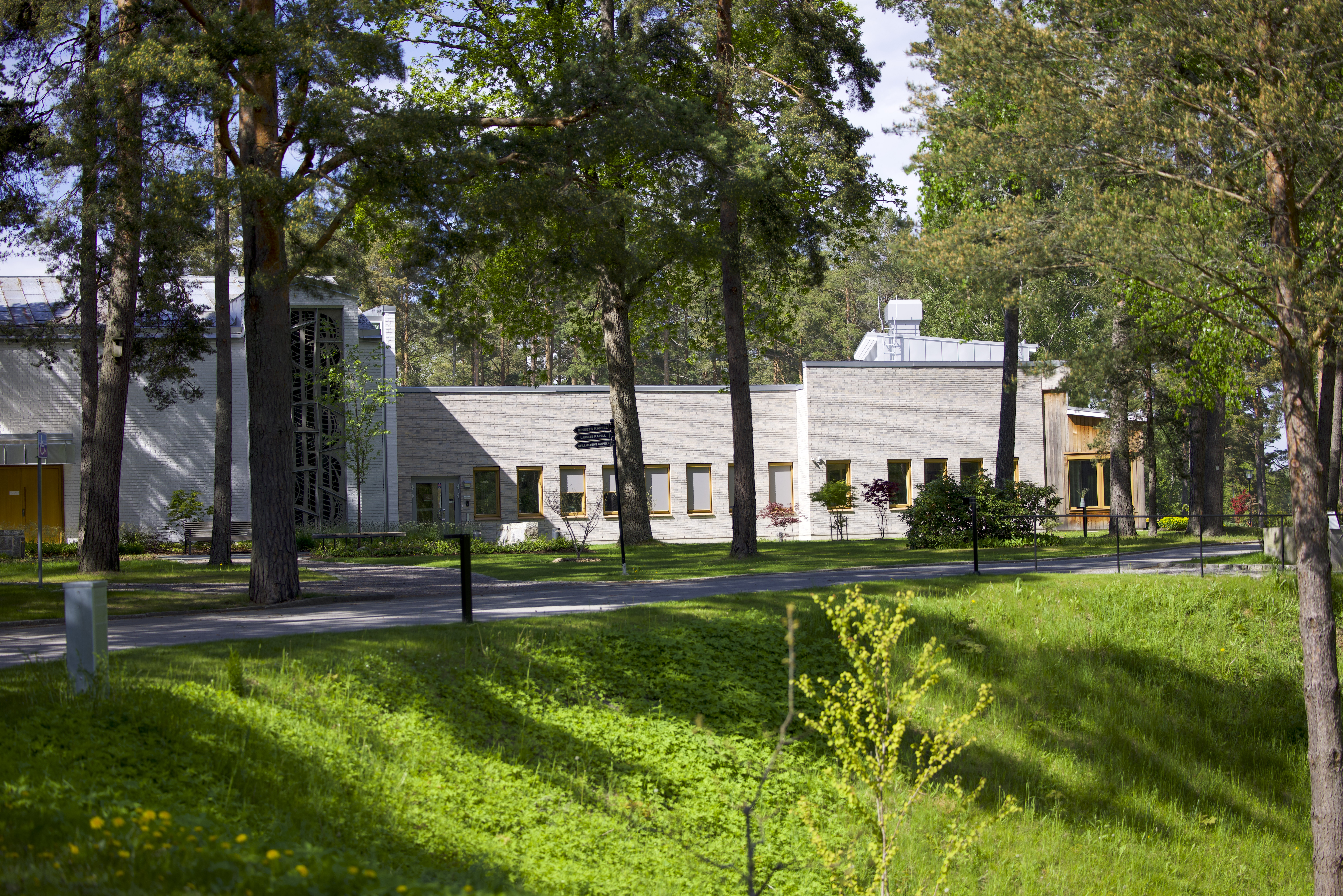 Kapellbyggnad och expedition begravningsverksamheten