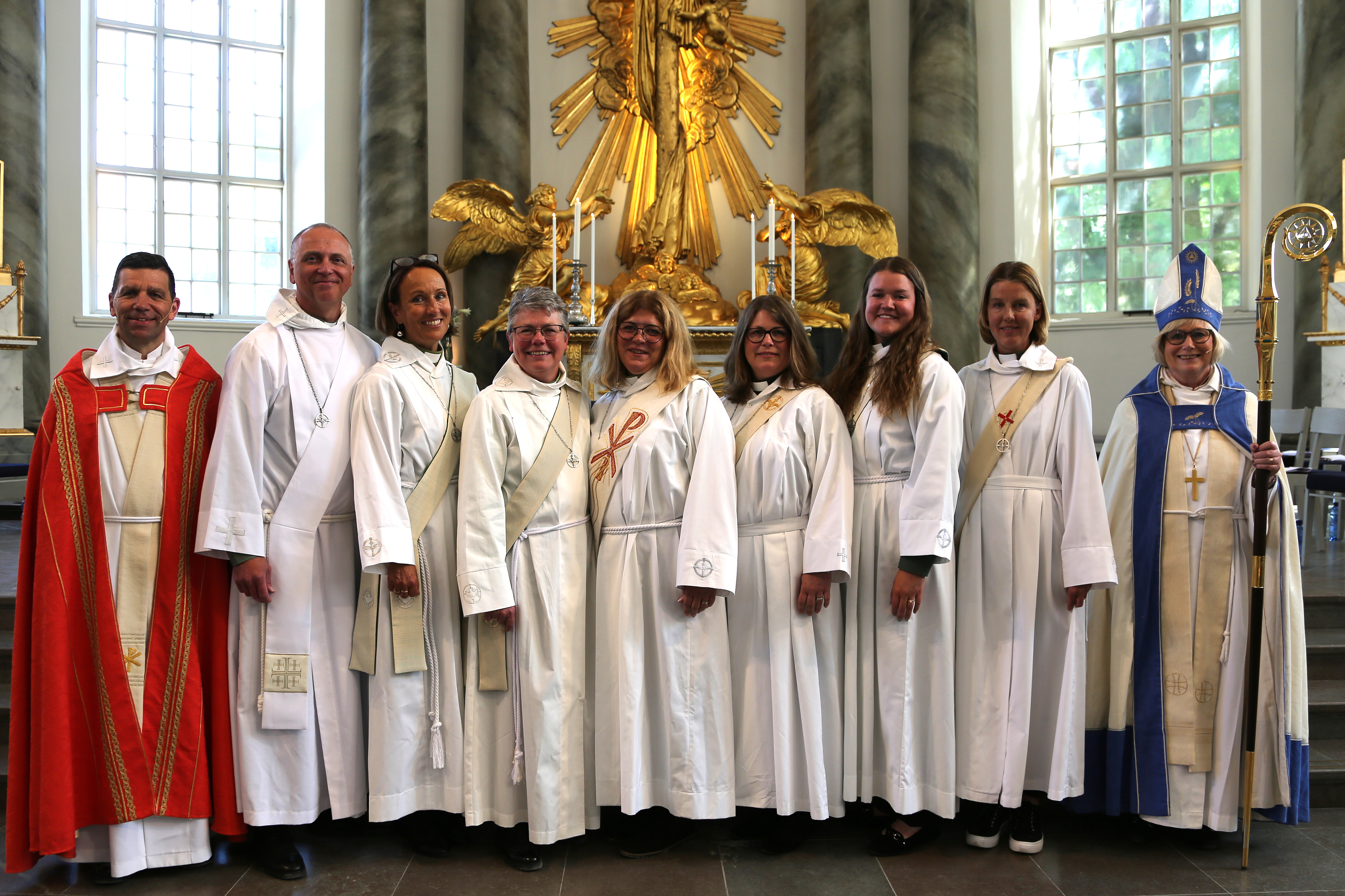 Domprost Stefan Hiller, Mats Sundström, Elisabeth Hegart-Dyrehag, Ulrika Bergsten, Malin Öhrling, Sofia Krantz, Elin Larsson, Ulrika Segolson och biskop Susanne Rappmann. 