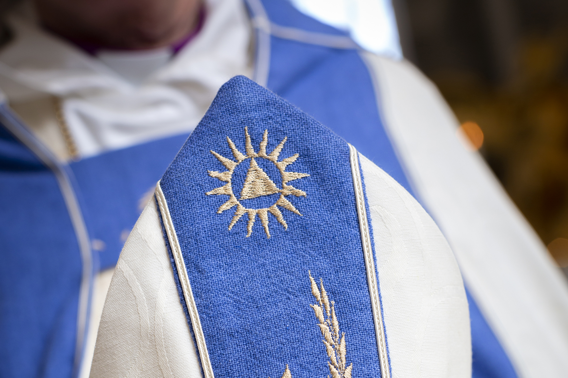 Biskop Susannes mitra.