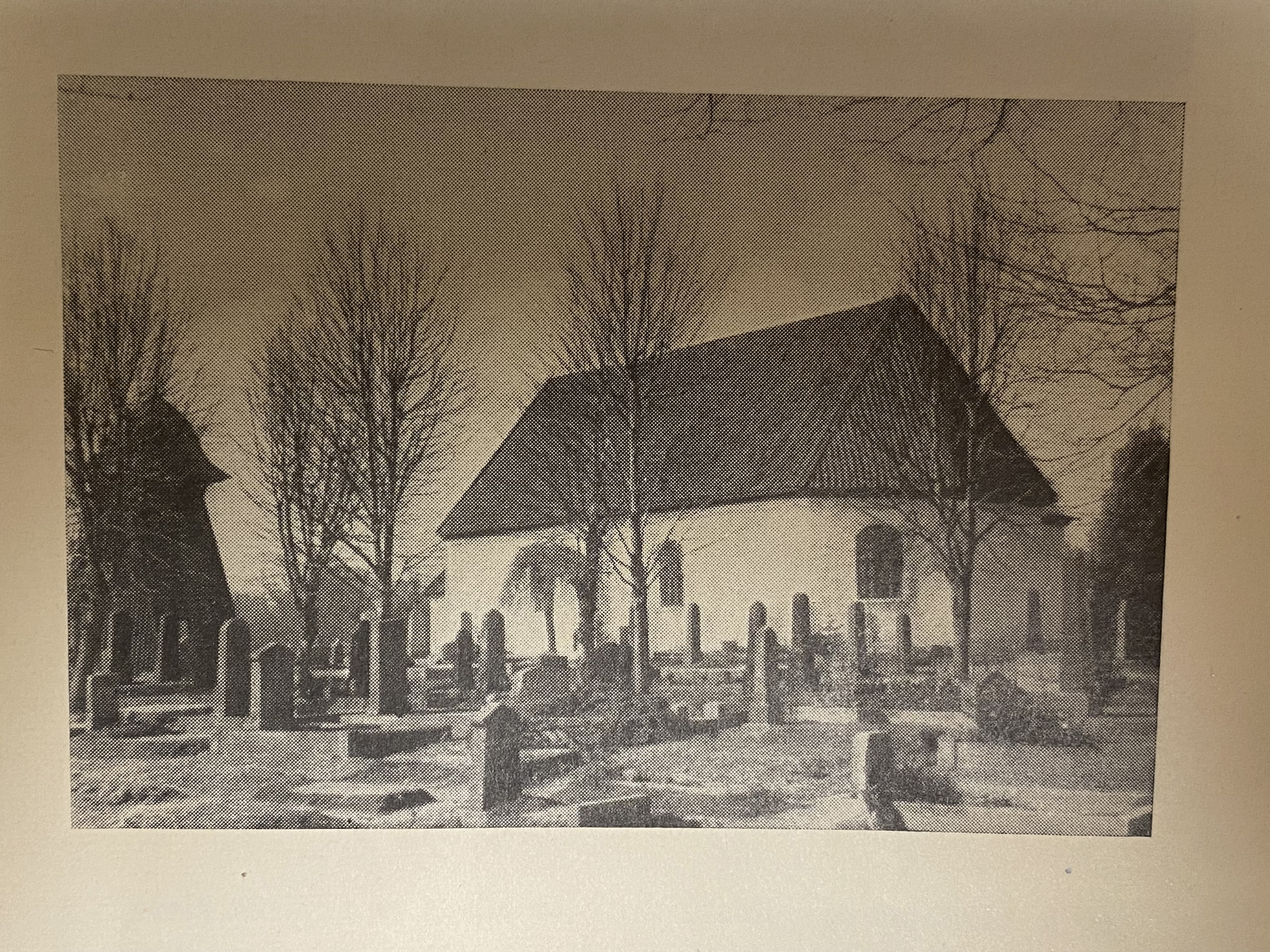 Stora Lundby kyrka. Historisk bild.