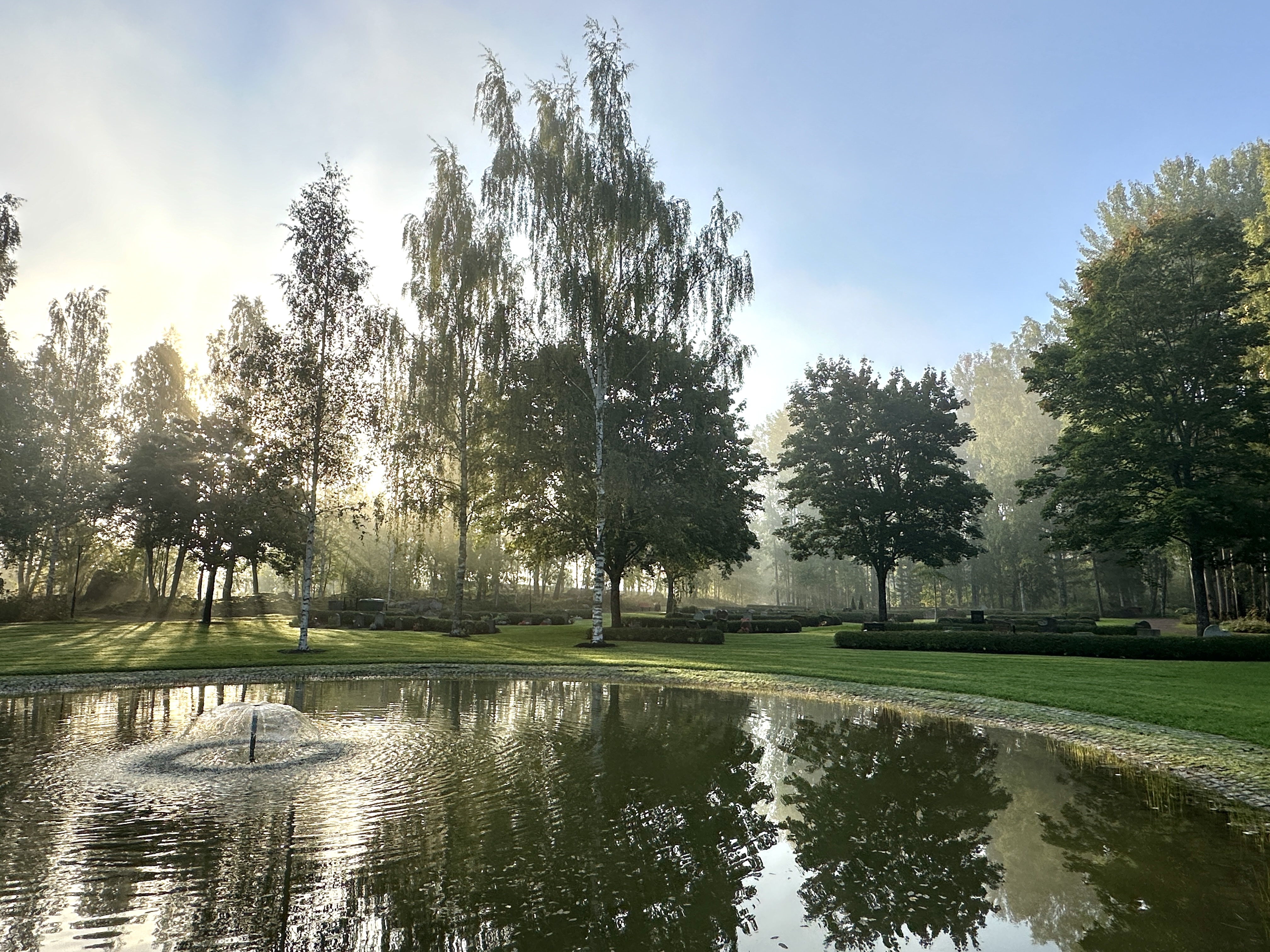 Fontän på Nya Hästbergs kyrkogård 