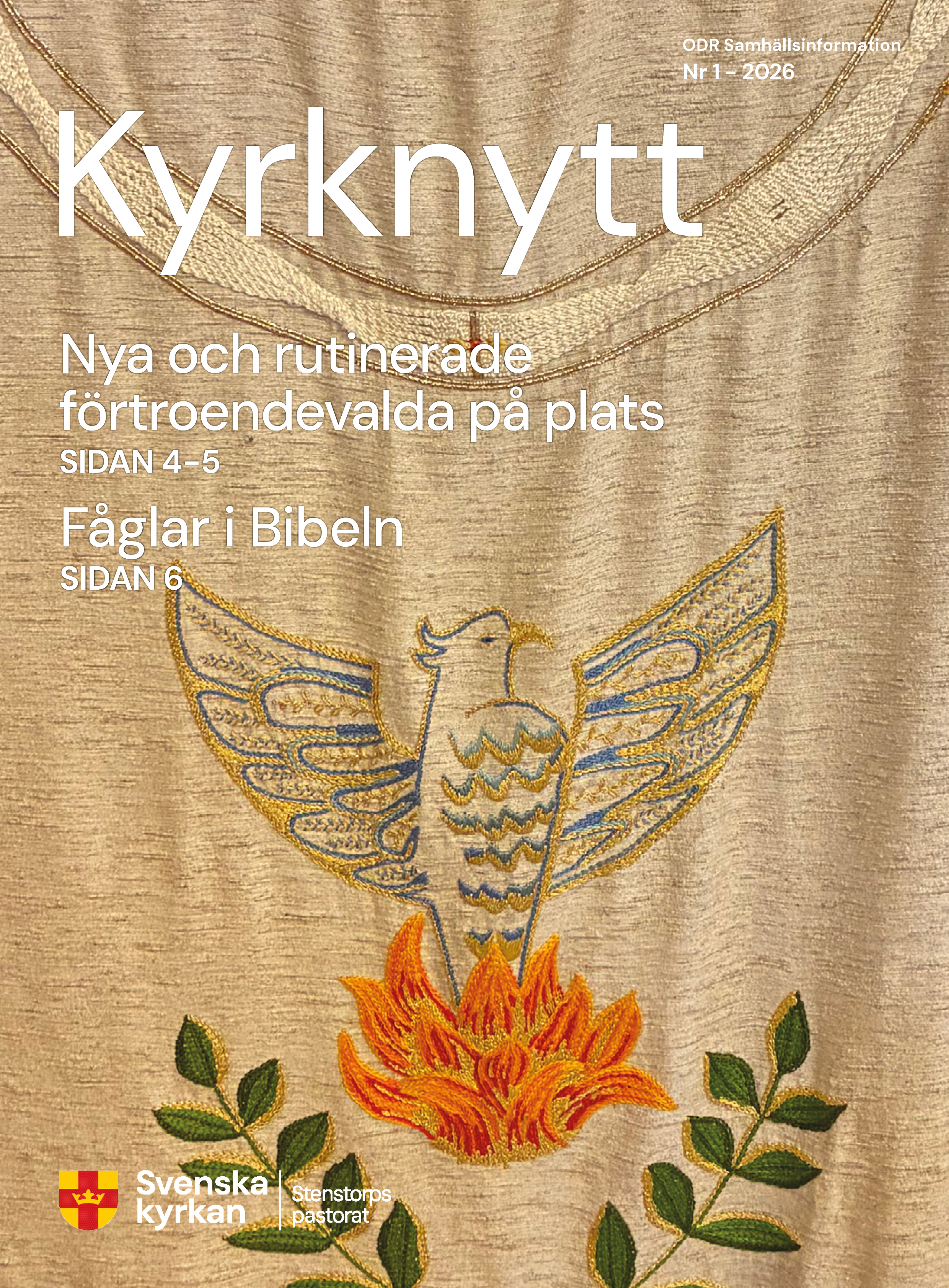 Framsidan på Kyrknytt nr 1 2026, med en fågel broderad på ett beige tyg