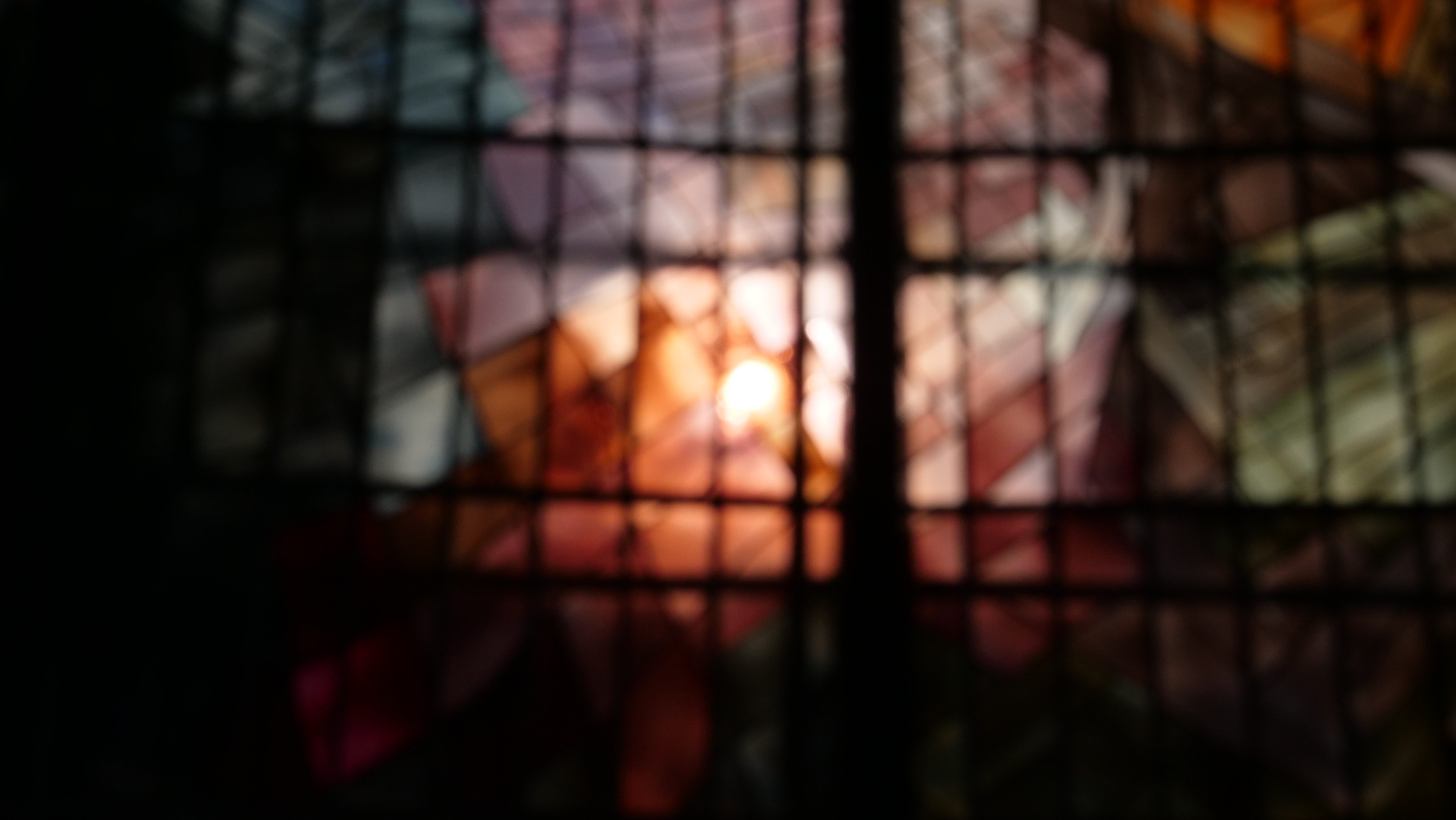 Glasmosaik i Tibble kyrka