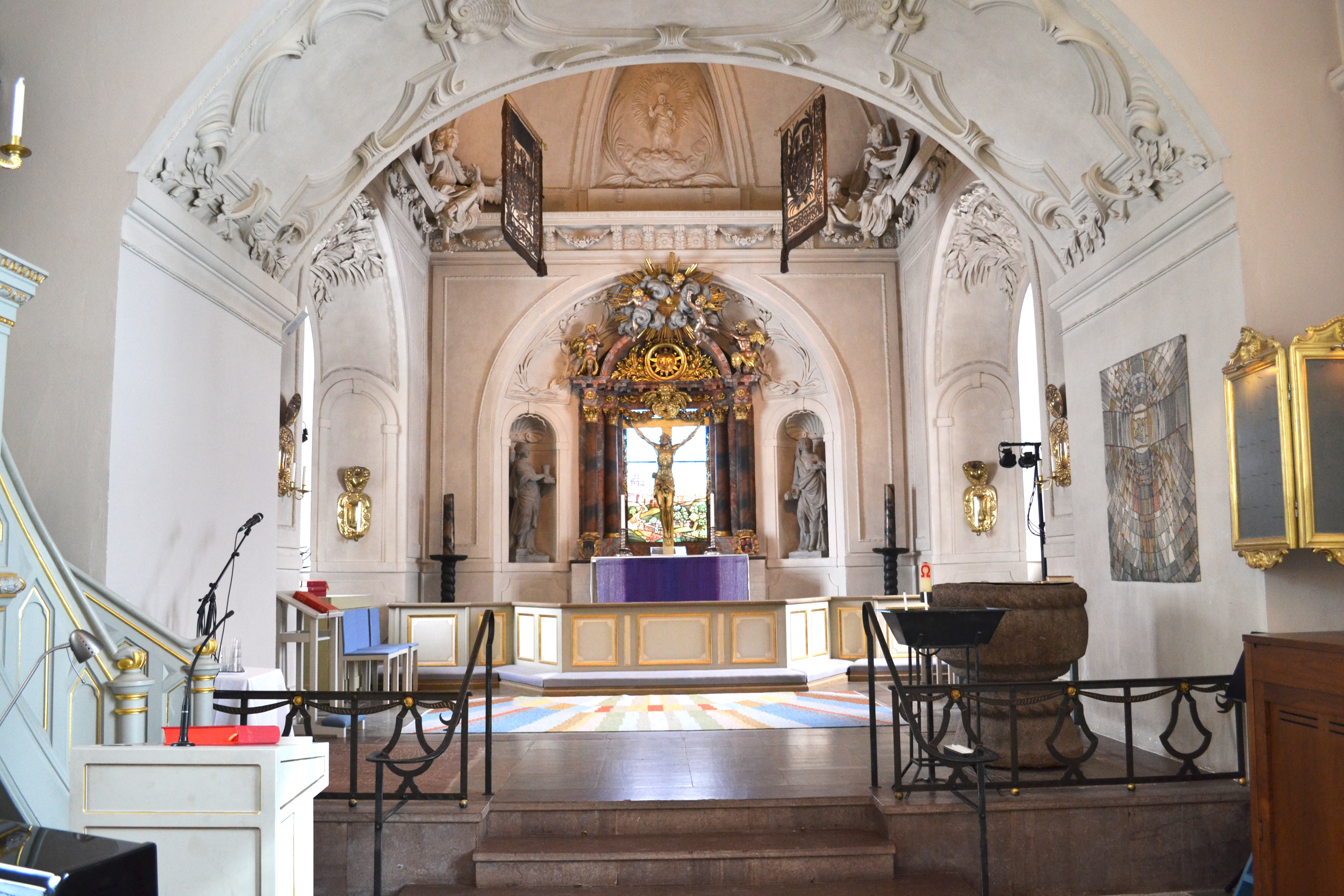 Turinge kyrka koret