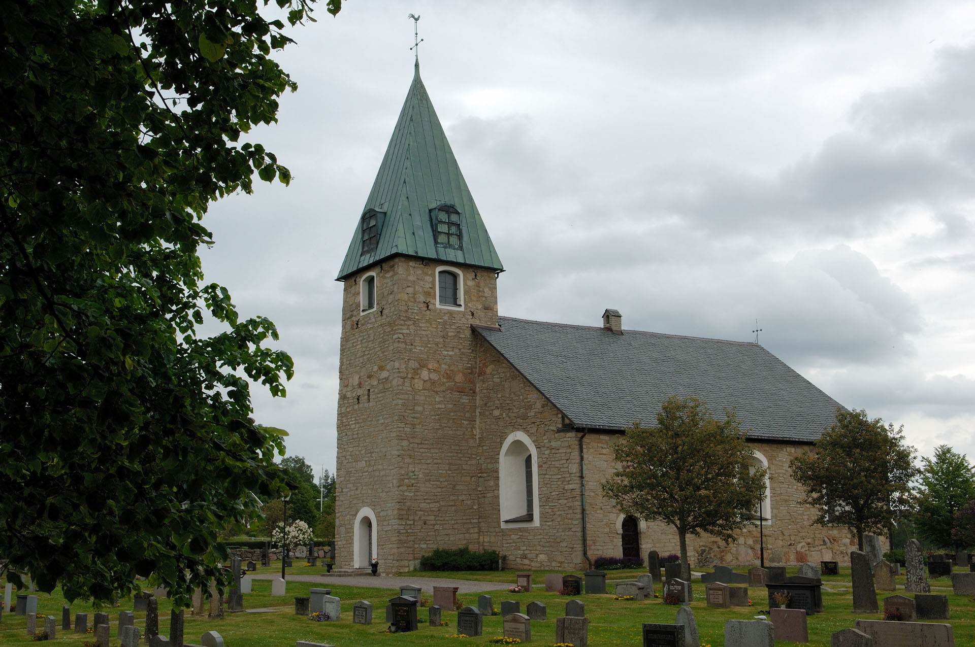 Edsbergs kyrka