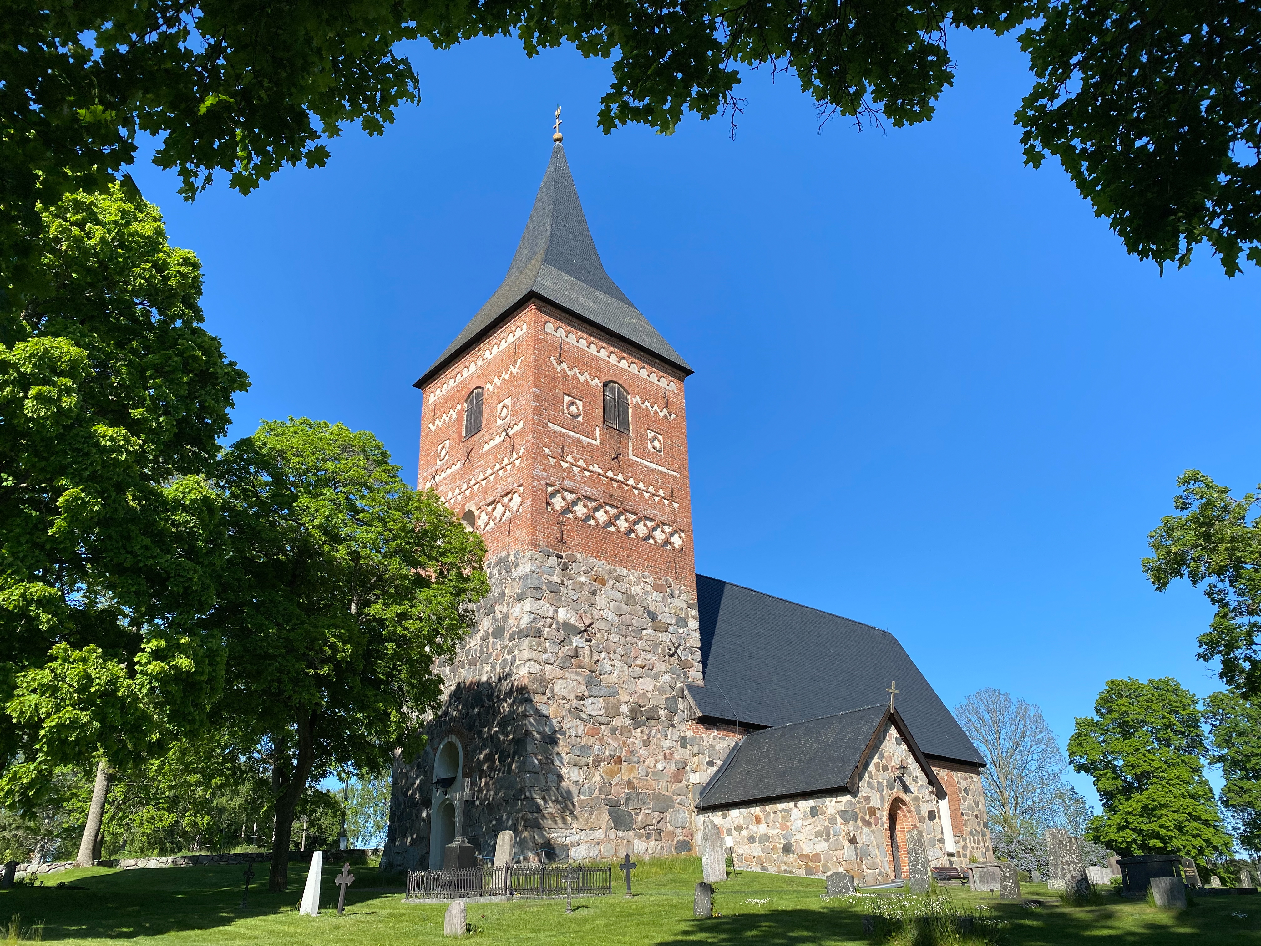 Skepptuna kyrka